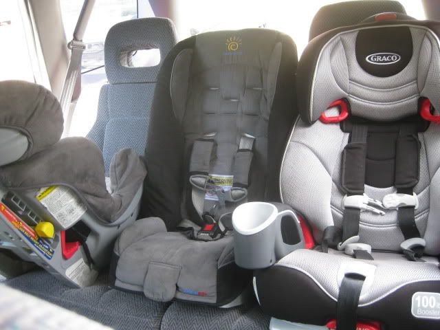 Can you fit 3 child seats honda crv