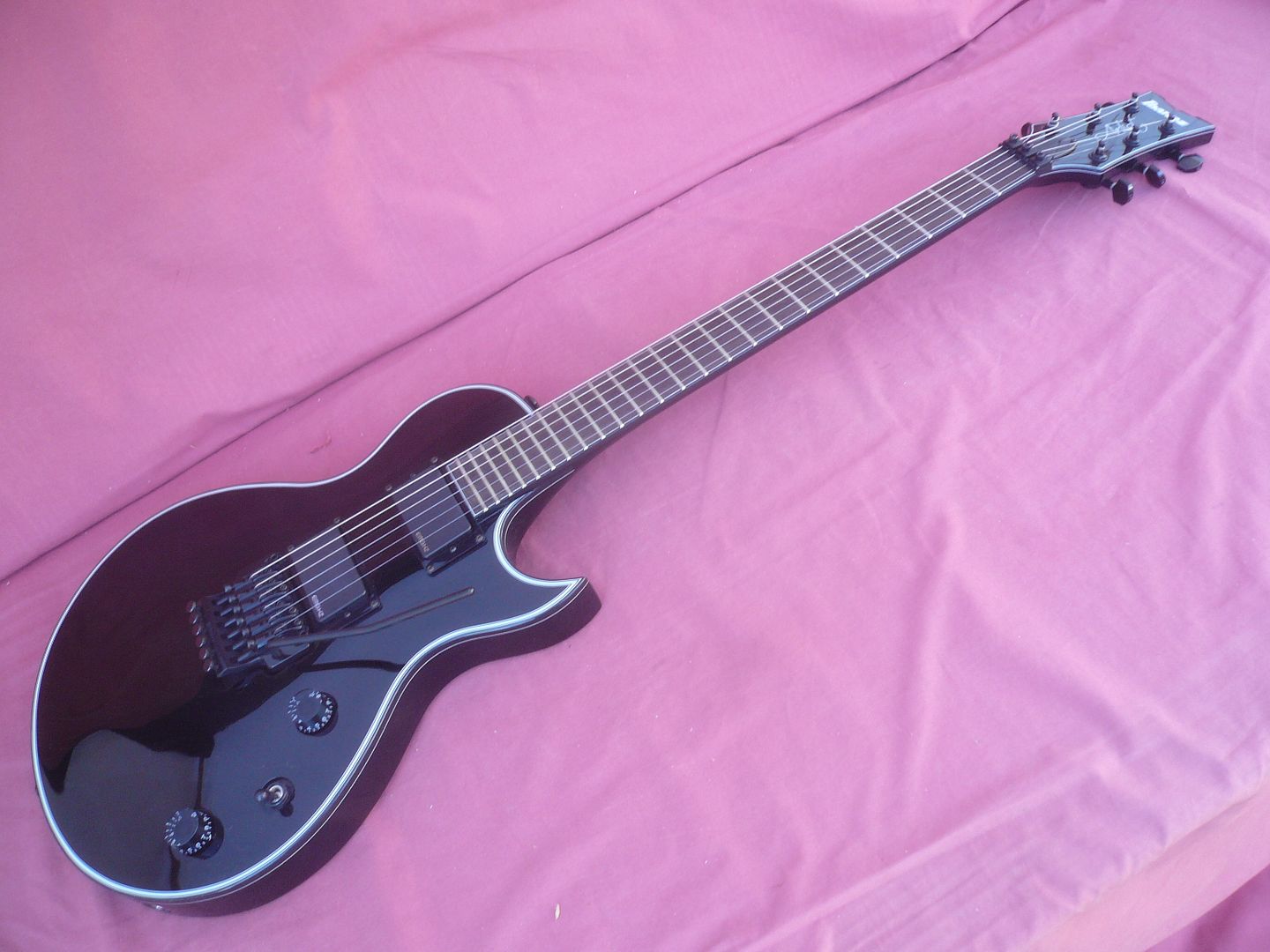 dating ibanez artist guitars Review: ibanez artist arz800 posted on may 31, 2011 may 31, 2011 author peter hodgson ibanez may not be particularly known for their single-cut guitars . dating ibanez artist guitars Review: ibanez artist arz800 posted on may 31, 2011 may 31, 2011 author peter hodgson ibanez may not be particularly known for their single-cut guitars .