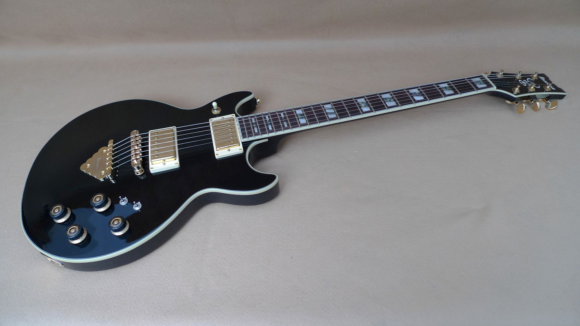 IBANEZ ARTIST AR220BK ELECTRIC GUITAR GLOSS BLACK SET NECK ACH PICKUPS eBay