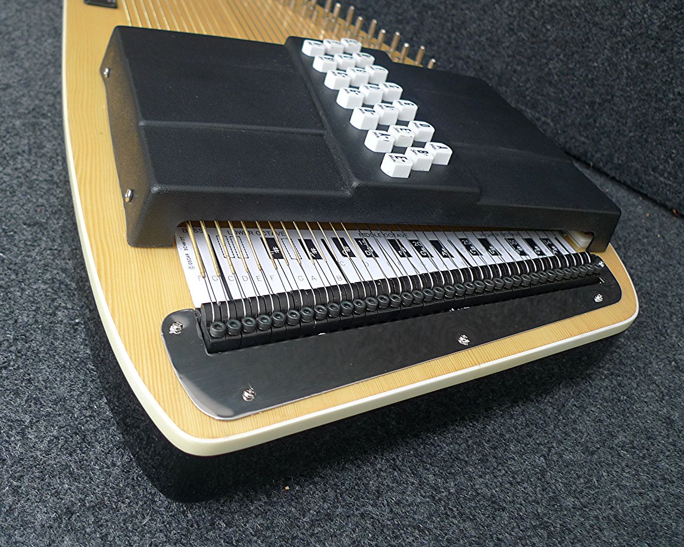 OSCAR SCHMIDT OS45C 21 CHORD Autoharp Built in Chromatic Tuner & Fine