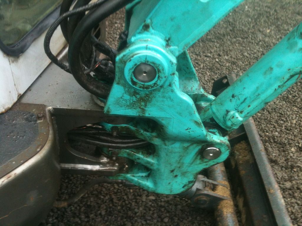 mick%20currids%20digger%20010_zpsgofwwvtk.jpg