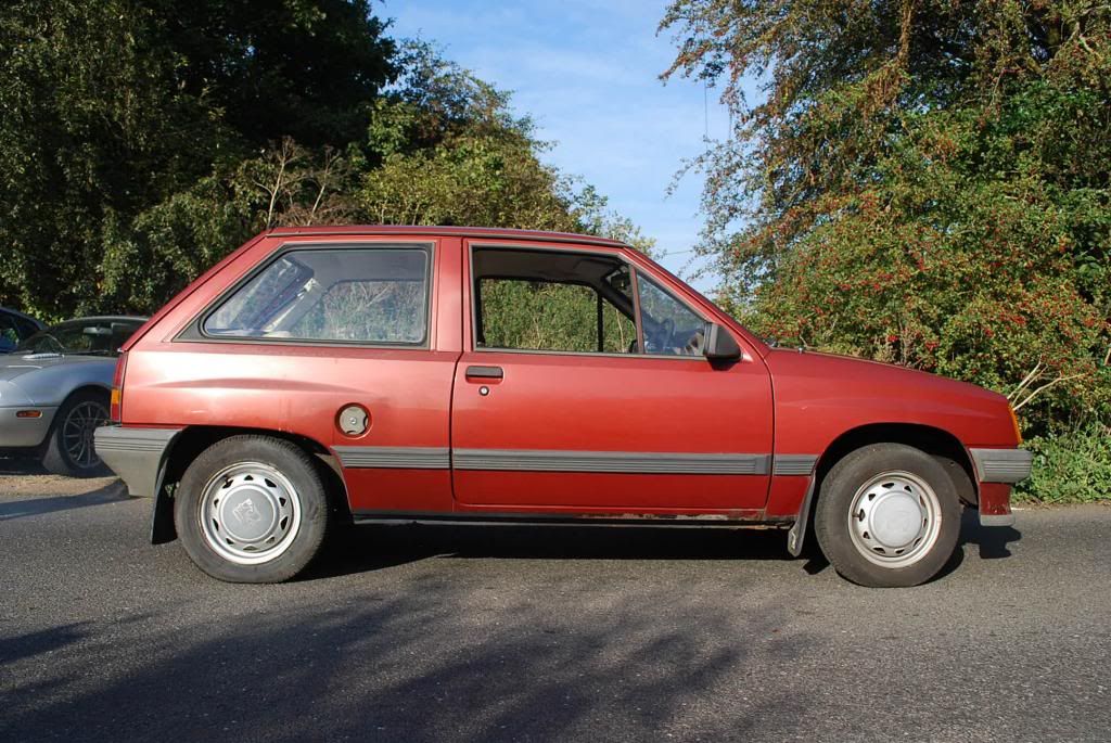 Stunning example of a fast becoming rare classic Vauxhall nova 1.2L39,000 milesLocated in PeterboroughNo MOT or TaxPrice £600BodyworkVery good condition for the age few minor dings and stone chips ect but nothing major some minor lacquer peeling around rear windows and paint flaking off front lower valance as shown in the pictures.Interior is completely standard and in absolute mint condition The windscreen is cracked and will require a replacement – I’ve been quoted £60+VAT for thisEngine runs well although there is water in the oil indicating that the head gasket has failedThis car has been standing for a number of years and the brakes are binding onThe car needs a little tlc but in my opinion would not take much to get it back on the road. Would do it myself but don’t have the time or spaceThanks for looking!!Please call for any further info or to arrange a viewing 07957 686 623Dan