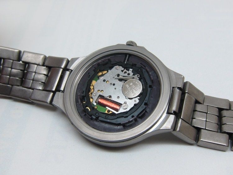 Đồng hồ Swiss - Japan hàng 2nd giá cực mềm, cực chất - 4