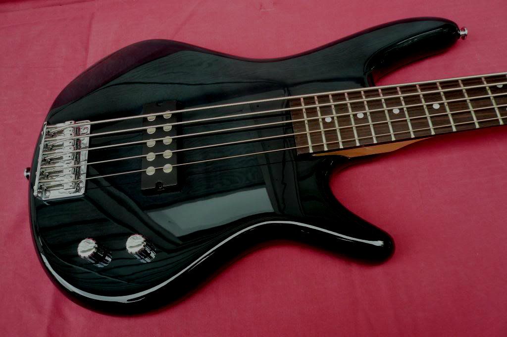 IBANEZ GSR105EX BK 5 STRING BASS GUITAR BLACK  